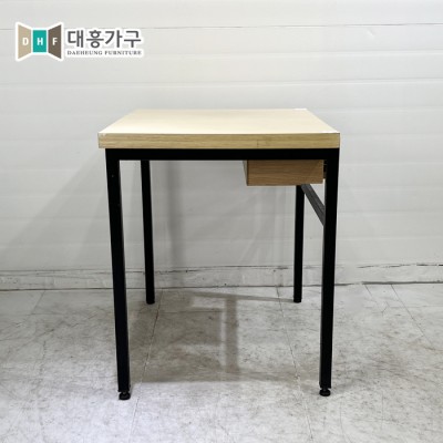 중고사각테이블 600x700-품절